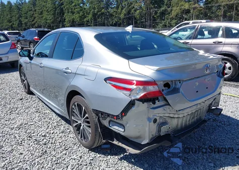 2020 Toyota Camry Se z USA, uszkodzony, nr VIN 4T1G11AK9LU863521